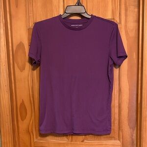 American Eagle Crew Neck Short Sleeve T Shirt Purple Size Small Like New